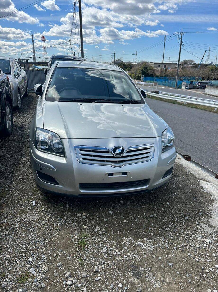 toyota avensis